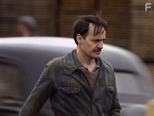 Fabrizio Rongione in Un village franais (2009)