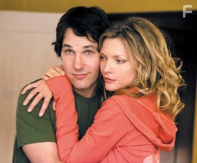 Michelle Pfeiffer and Paul Rudd in Я никогда не буду твоей (2007)