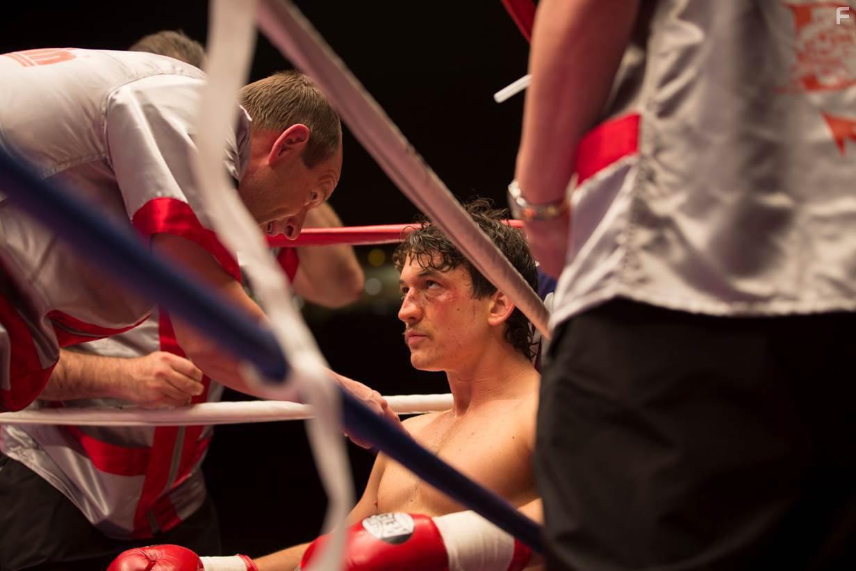 Ciarn Hinds, Ted Levine, David Gere, Miles Teller, Chad A. Verdi, Joe Jafo Carriere, J.P. Valenti, Julie Ann Dawson, Joseph Oliveira, Christopher J. Long, Wendy Farley, Arthur Hiou, Allie Marshall, and Ron G. Young in Bleed for This (2016)