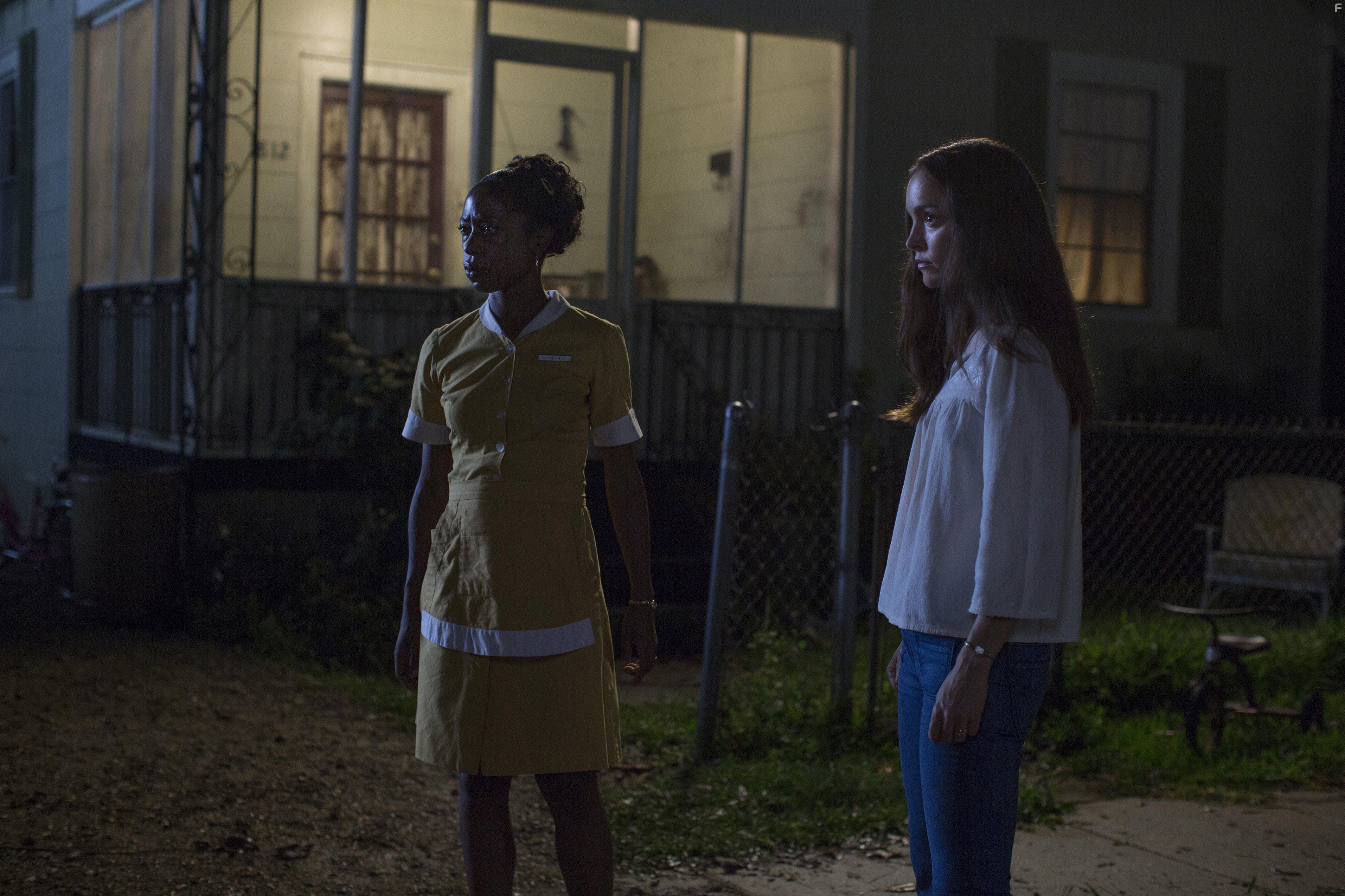 Nikki Amuka-Bird and Jodi Balfour in Quarry (2016)
