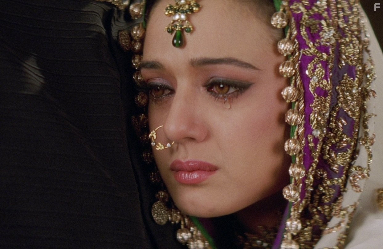 Preity Zinta in Bир и Зара: История любви (2004)