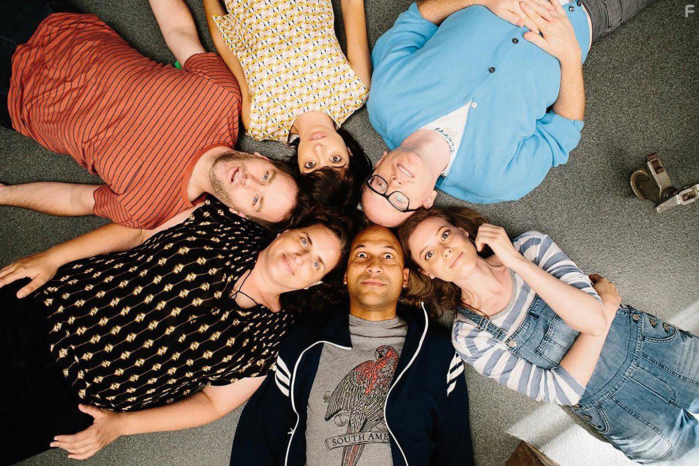 Tami Sagher, Keegan-Michael Key, Chris Gethard, Gillian Jacobs, Mike Birbiglia, and Kate Micucci in Don't Think Twice (2016)