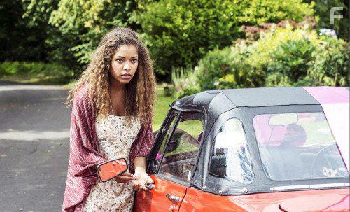 Antonia Thomas in Lovesick (2014)