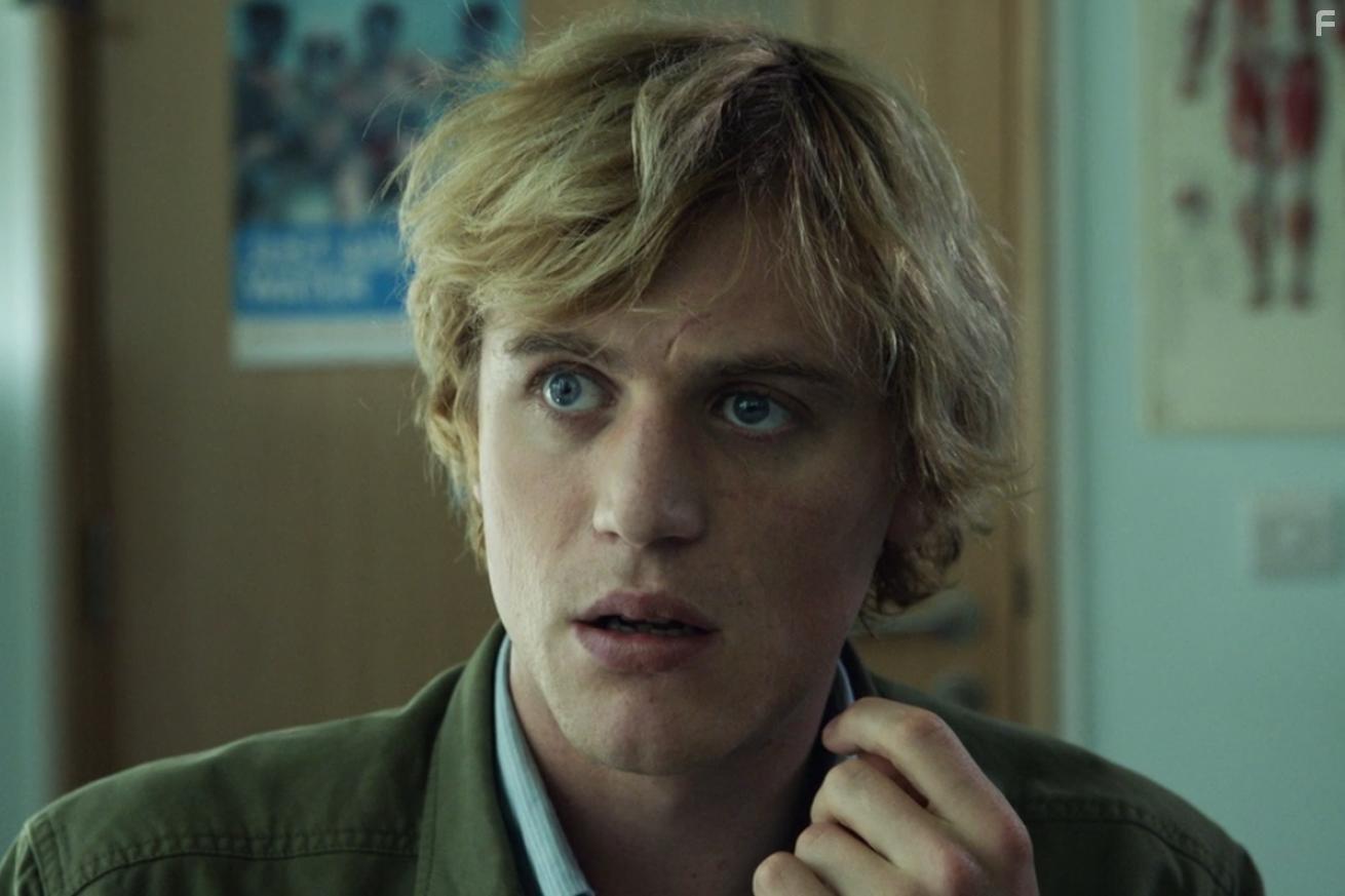 Johnny Flynn in Lovesick (2014)