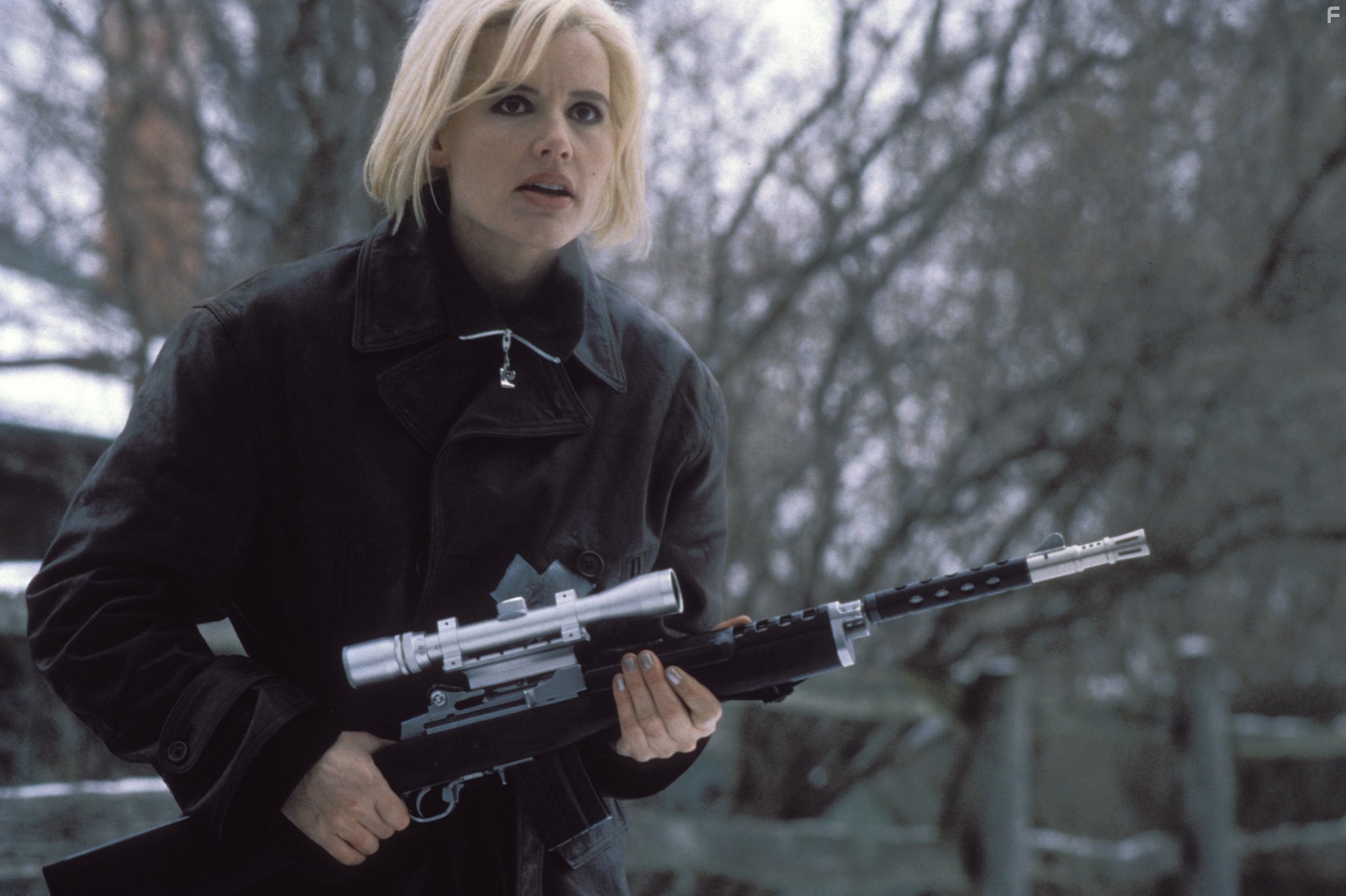 Geena Davis in Долгий поцелуй на ночь (1996)