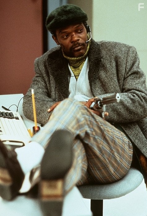 Samuel L. Jackson in Долгий поцелуй на ночь (1996)