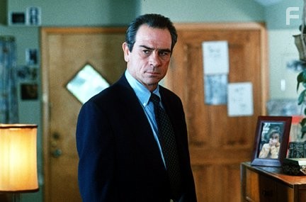 Tommy Lee Jones stars as Sam Gerard