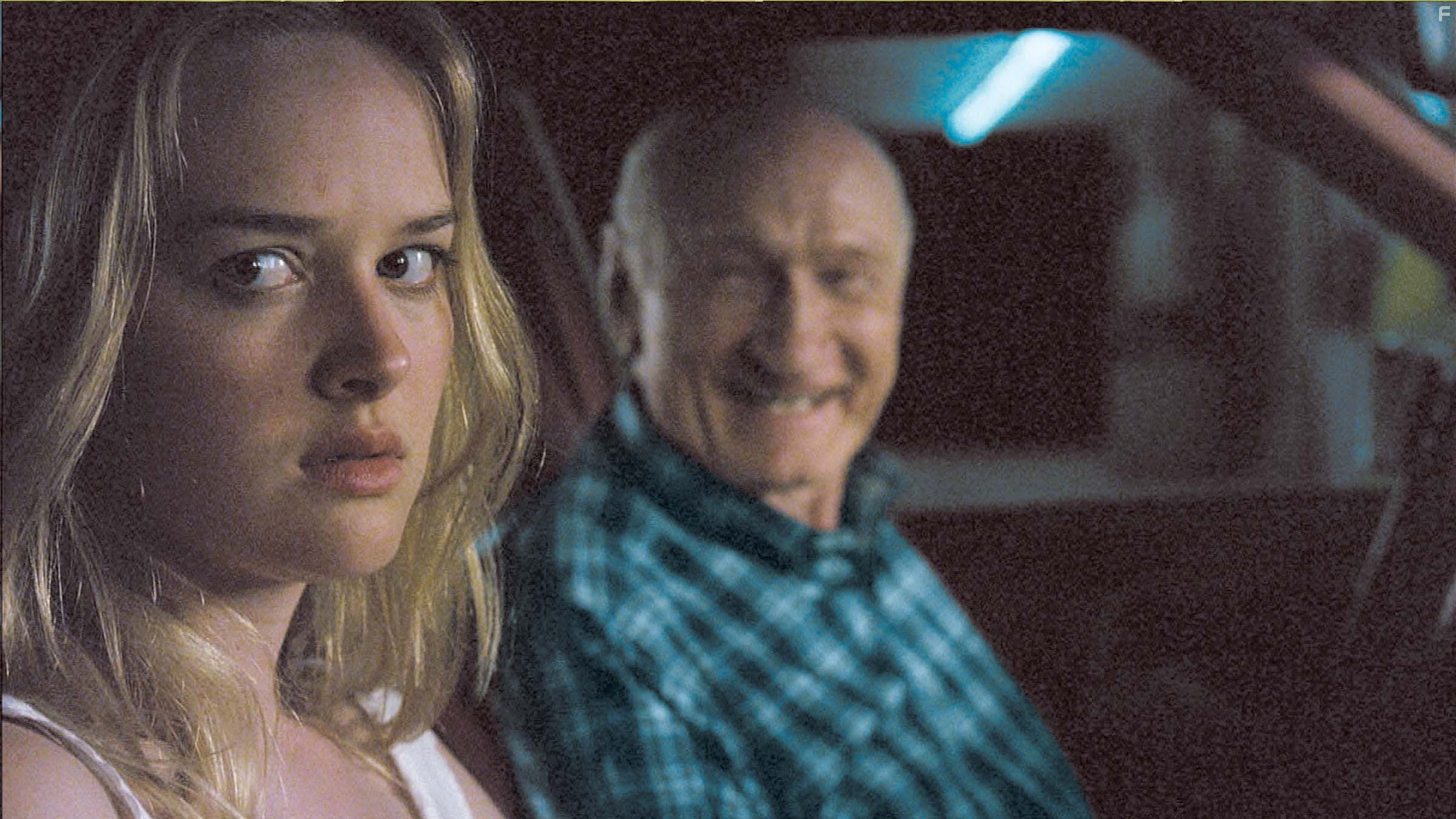 Jess Weixler in Зубы (2007)