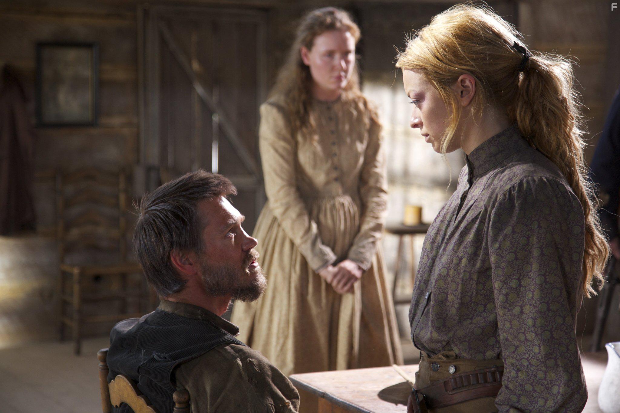 Francesca Eastwood and Chad Michael Murray in Outlaws and Angels (2016)