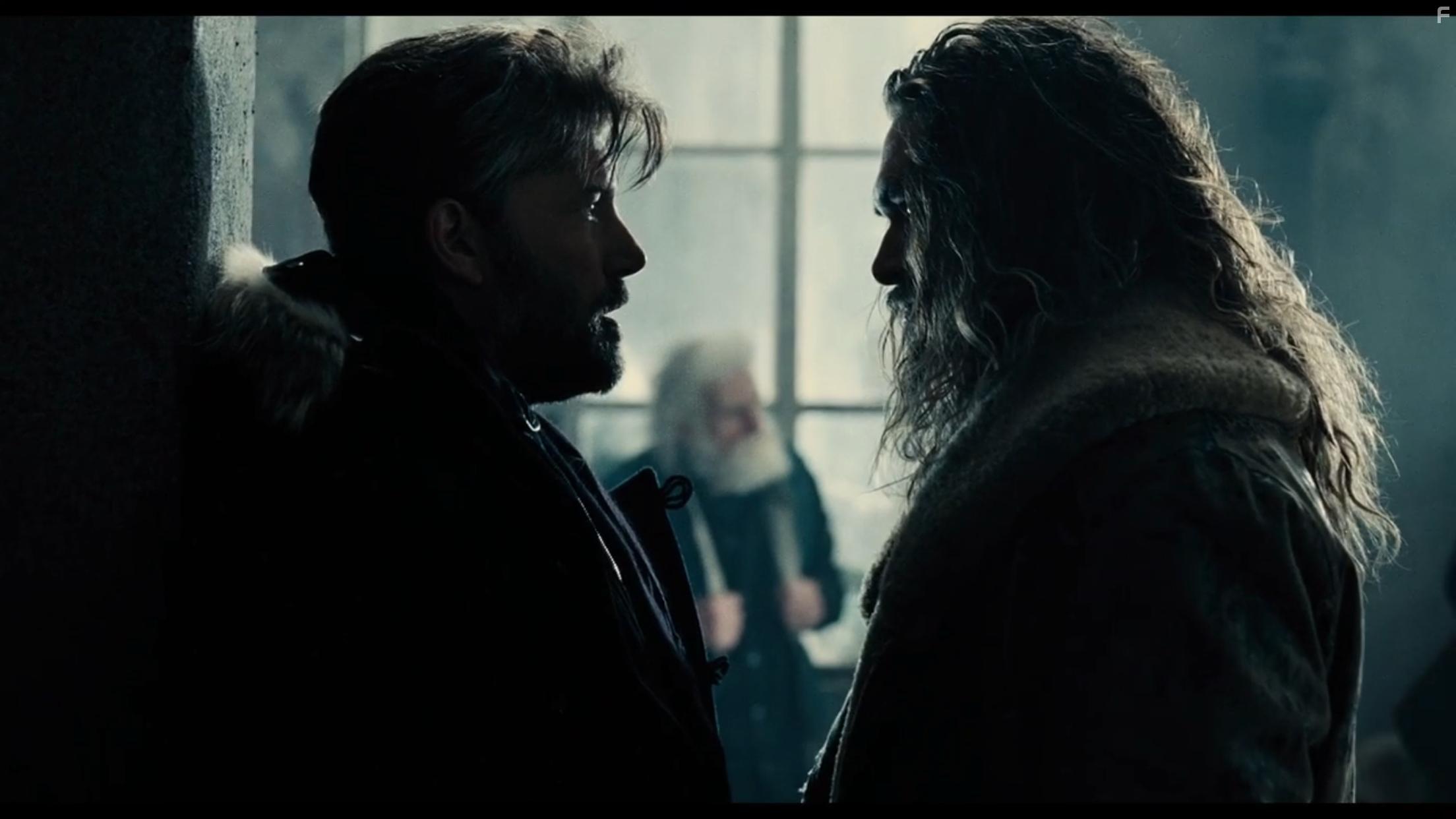 Ben Affleck and Jason Momoa in Justice League (2017)