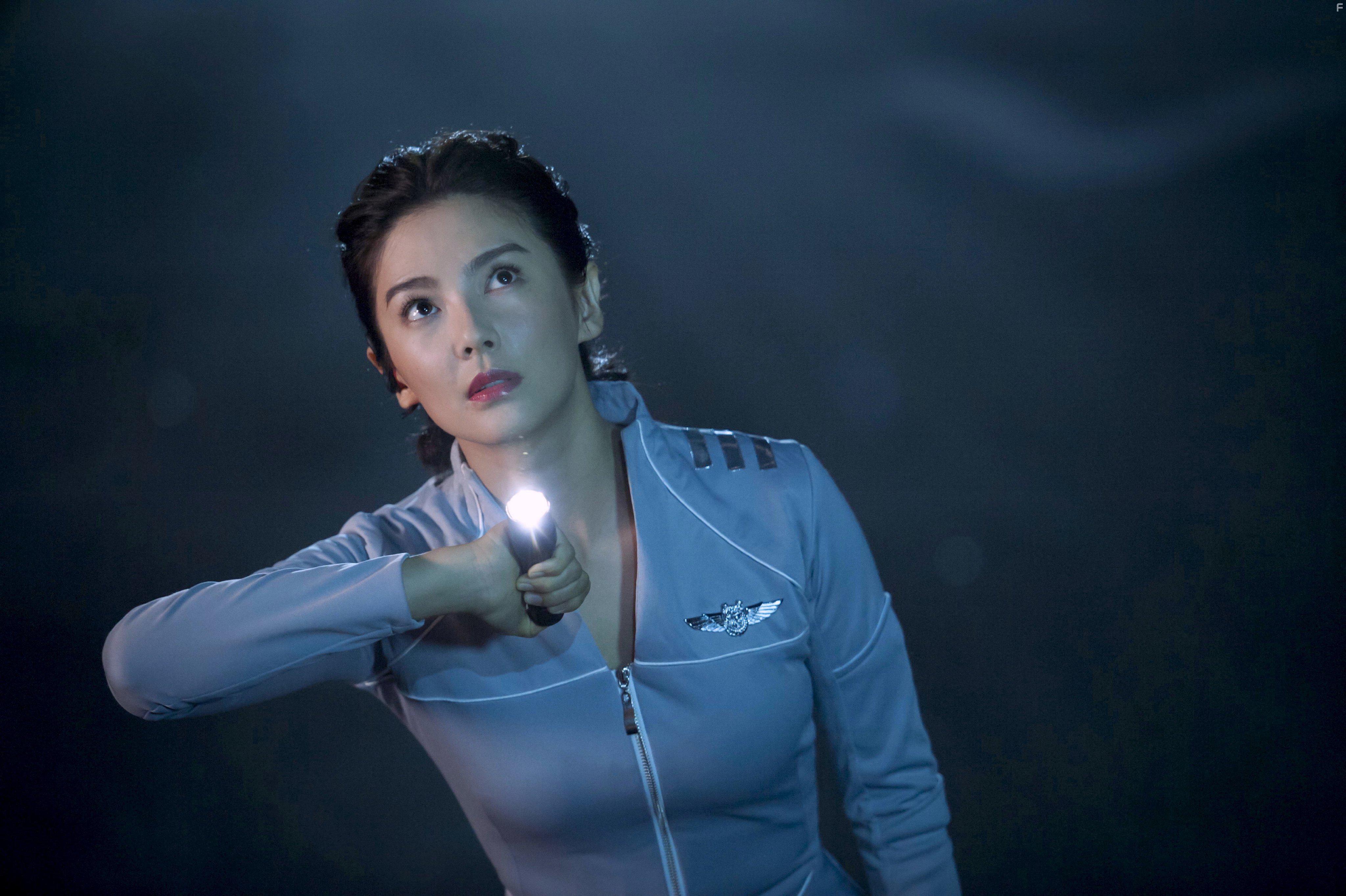 Lost in the Pacific (2016)