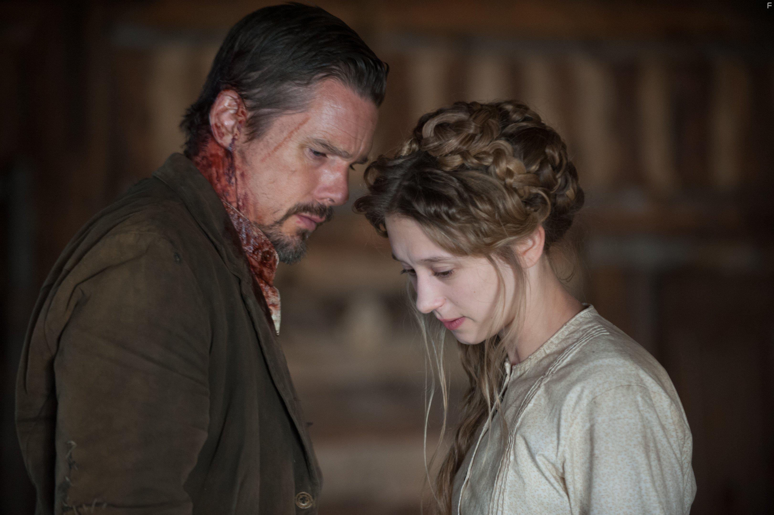 Ethan Hawke and Taissa Farmiga in In a Valley of Violence (2016)