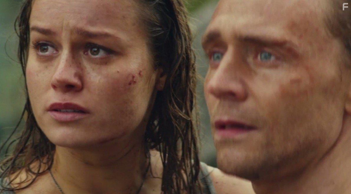 Brie Larson and Tom Hiddleston in Kong: Skull Island (2017)