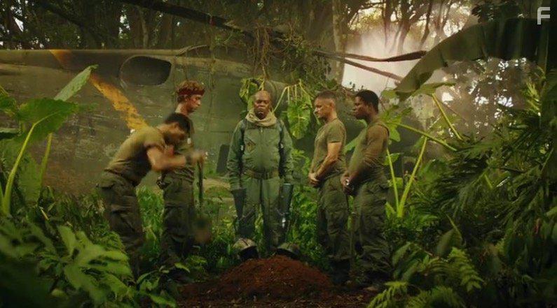 Samuel L. Jackson, Shea Whigham, Eugene Cordero, Thomas Mann, and Jason Mitchell in Kong: Skull Island (2017)