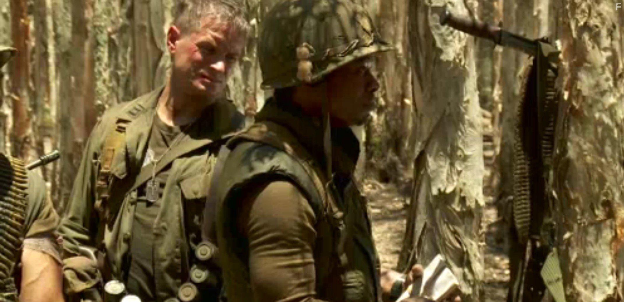 Shea Whigham and Jason Mitchell in Kong: Skull Island (2017)