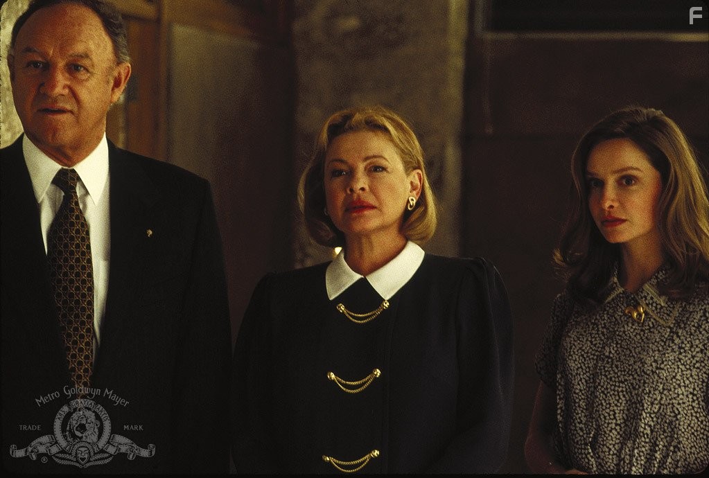 Gene Hackman, Calista Flockhart, and Dianne Wiest in Клетка для пташек (1996)