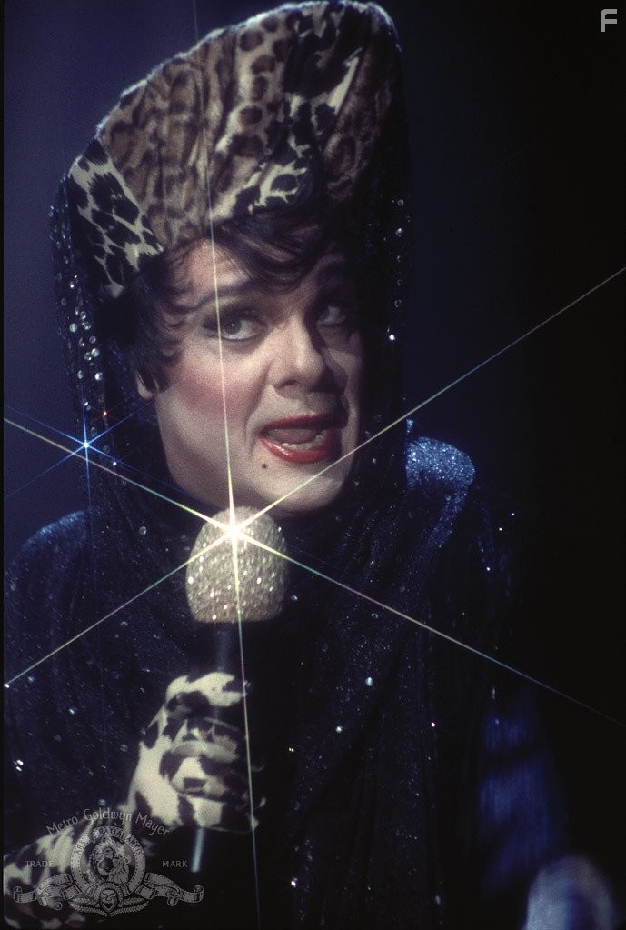 Nathan Lane in Клетка для пташек (1996)