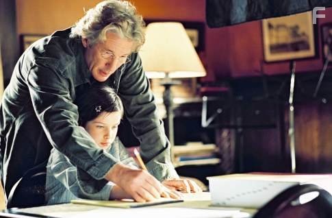 Richard Gere and Flora Cross in Игра слов (2005)