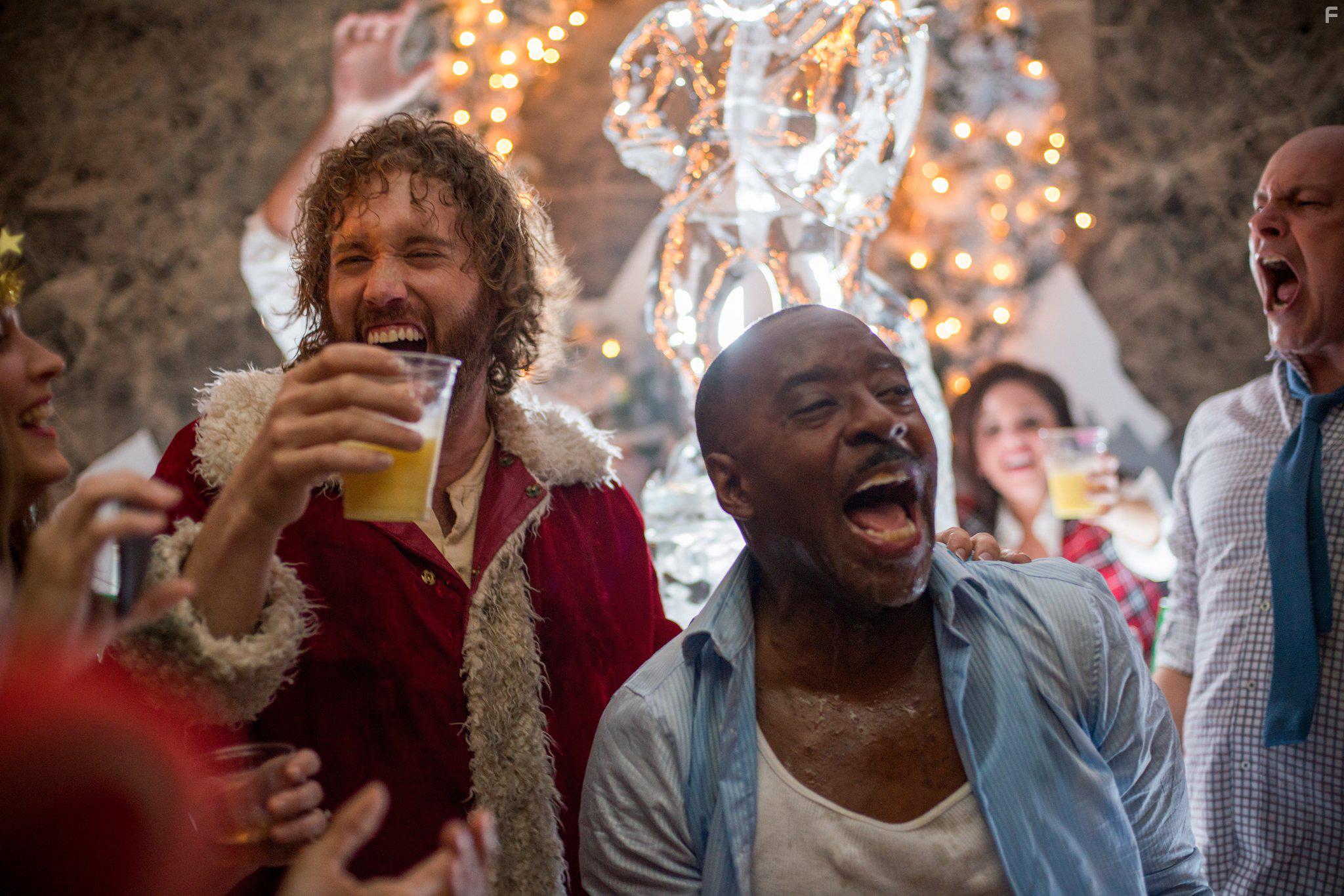 Courtney B. Vance, Rob Corddry, and T.J. Miller in Office Christmas Party (2016)