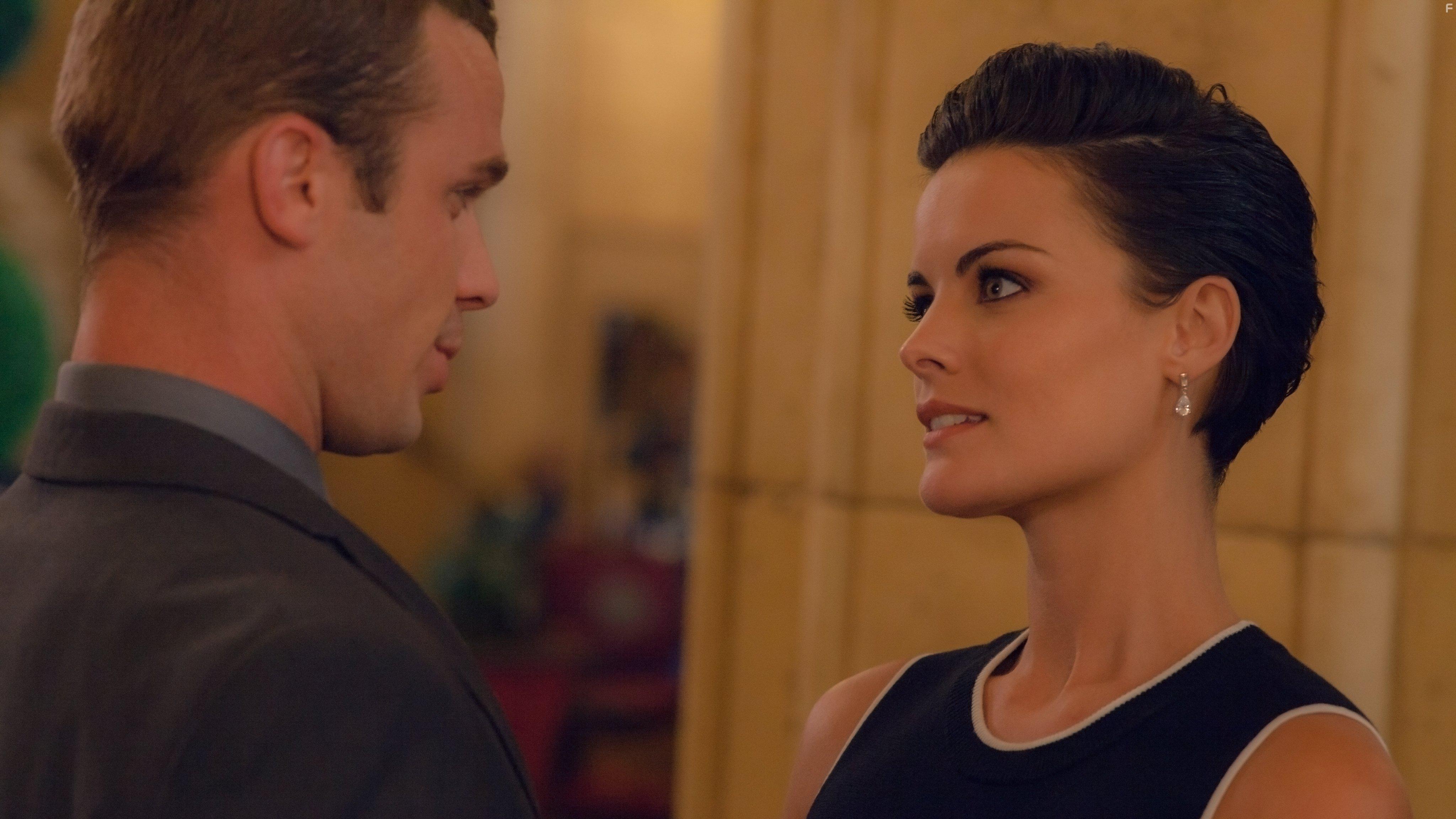 Jaimie Alexander and Cam Gigandet in Broken Vows (2016)