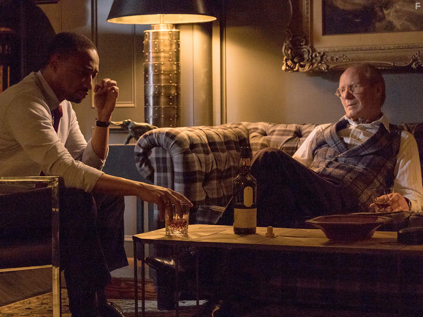 William Hurt and Damon Gupton in Goliath (2016)