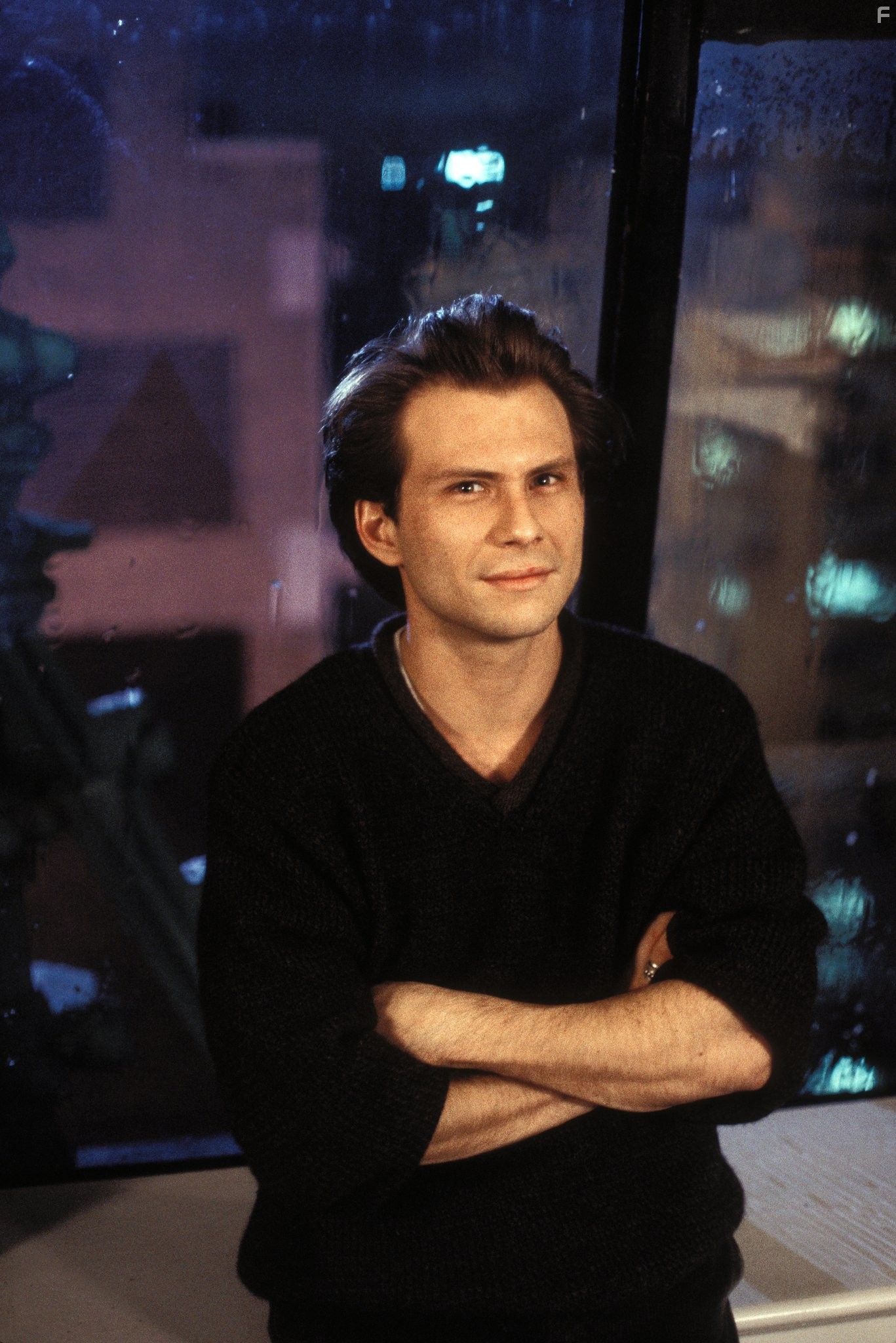 Christian Slater in Постель из роз (1996)