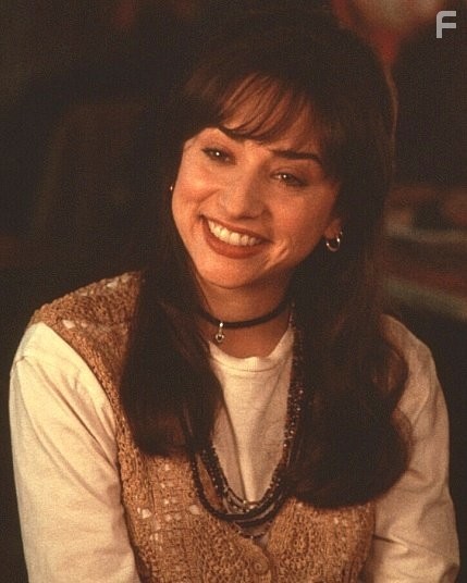 Pamela Adlon in Постель из роз (1996)