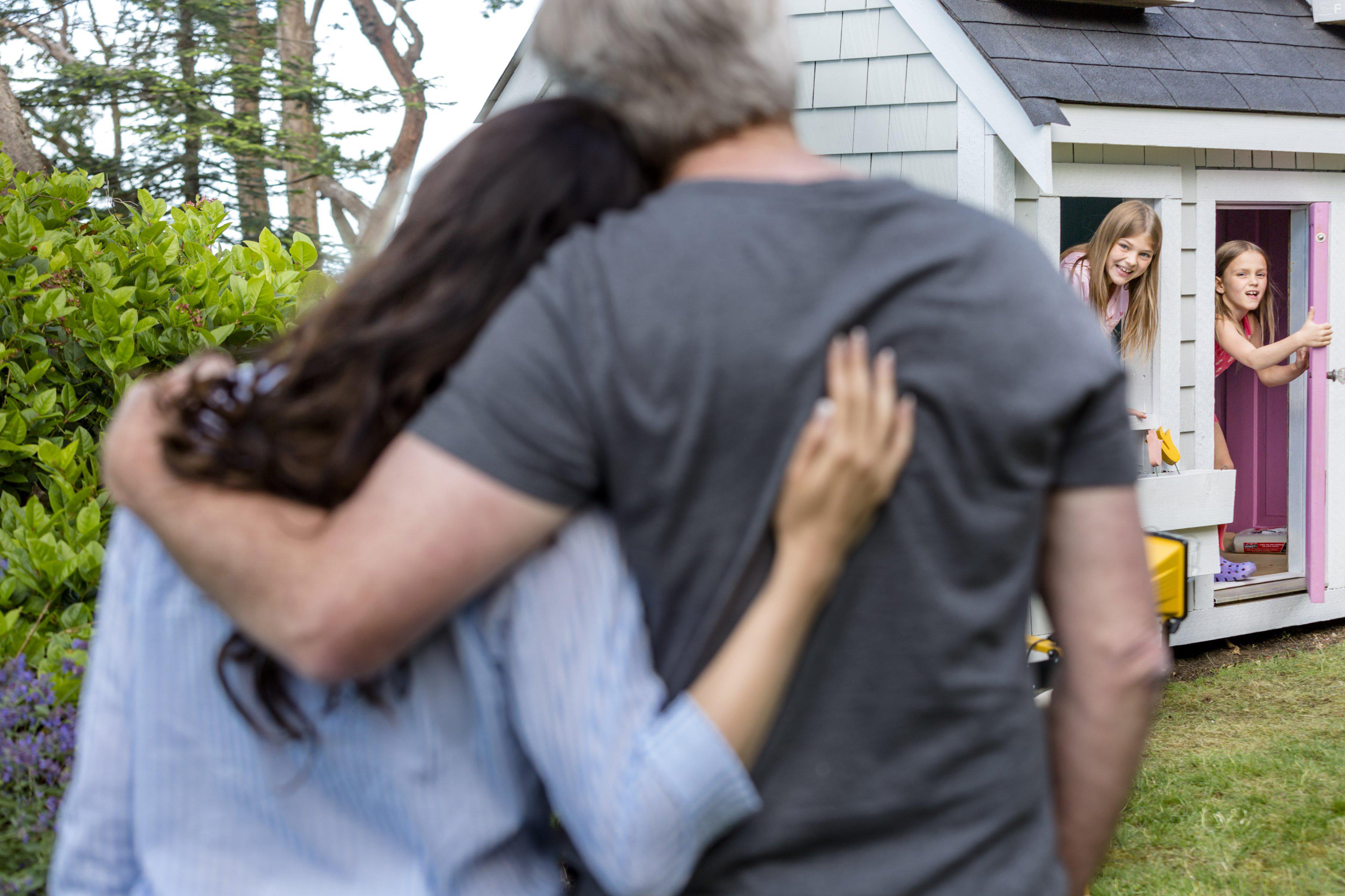 Treat Williams, Meghan Ory, Kayden Magnuson, and Abbie Magnuson in Chesapeake Shores (2016)