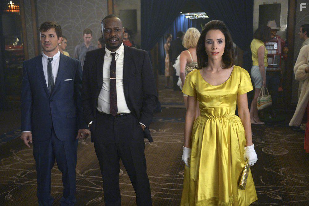 Malcolm Barrett, Abigail Spencer, and Matt Lanter in Timeless (2016)