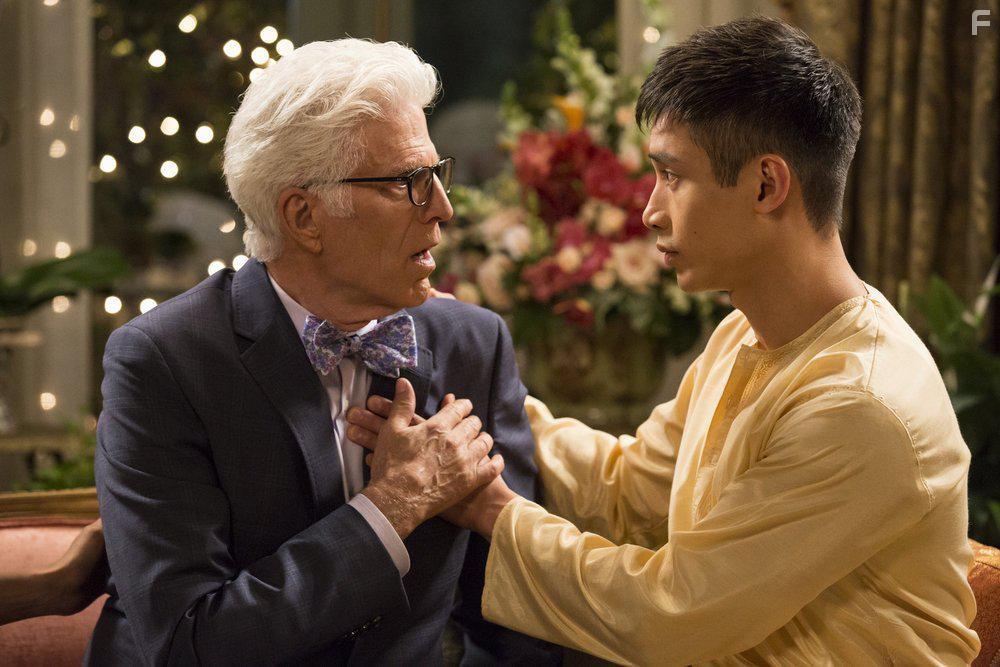 Ted Danson and Manny Jacinto in The Good Place (2016)