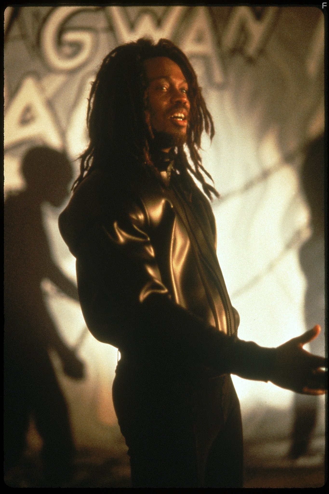 Basil Wallace in Отмеченный смертью (1990)