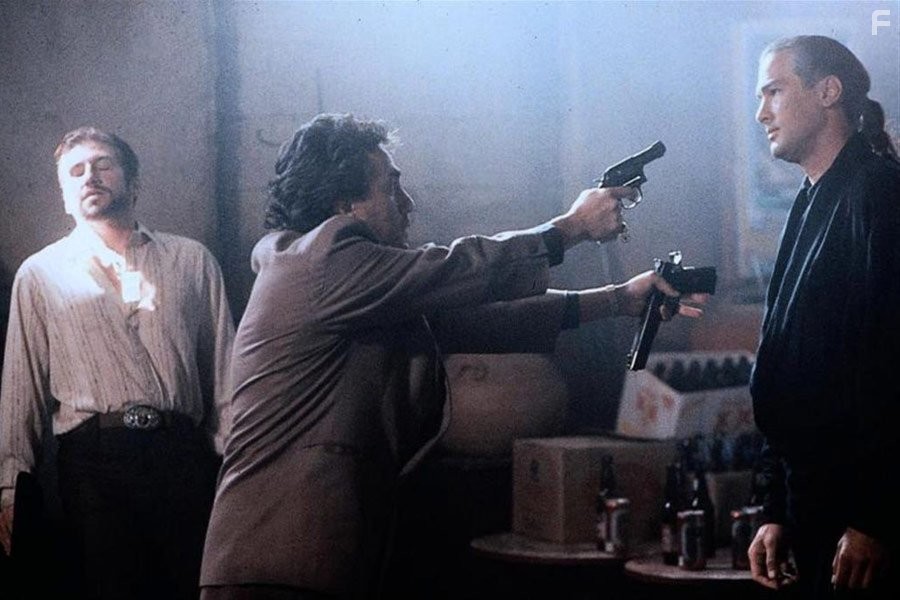 Steven Seagal, Tom Dugan, and Joe Renteria in Отмеченный смертью (1990)