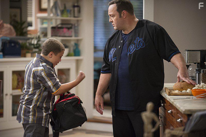 Kevin James and James DiGiacomo in Kevin Can Wait (2016)