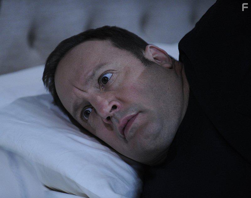 Kevin James in Kevin Can Wait (2016)