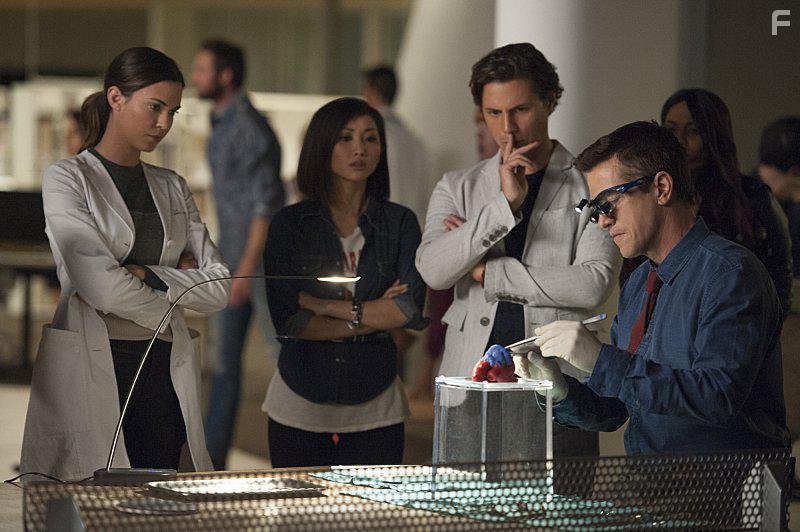 Dermot Mulroney, Brenda Song, Odette Annable, Augustus Prew, and Reshma Shetty in Pure Genius (2016)
