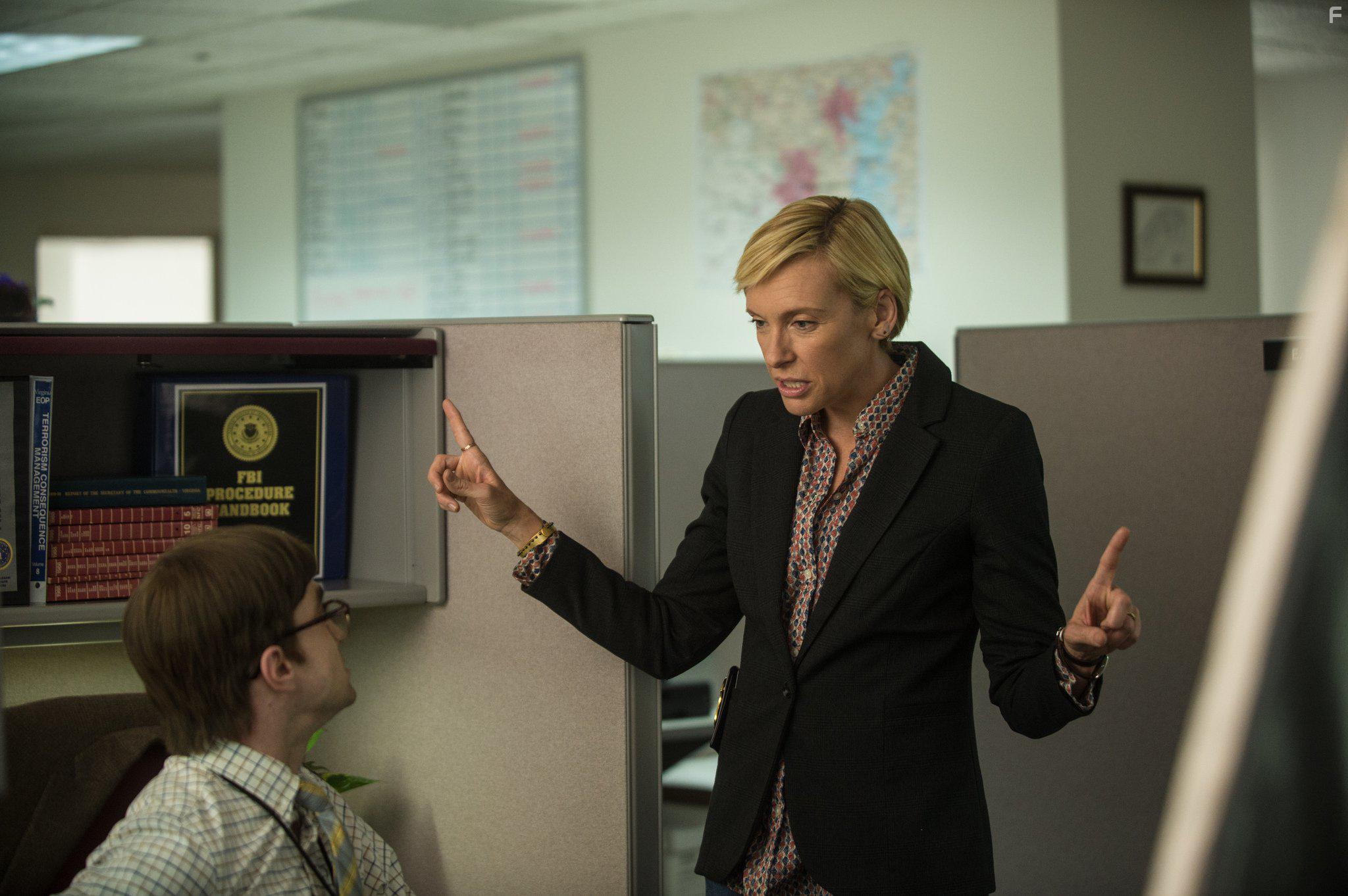 Toni Collette and Daniel Radcliffe in Imperium (2016)