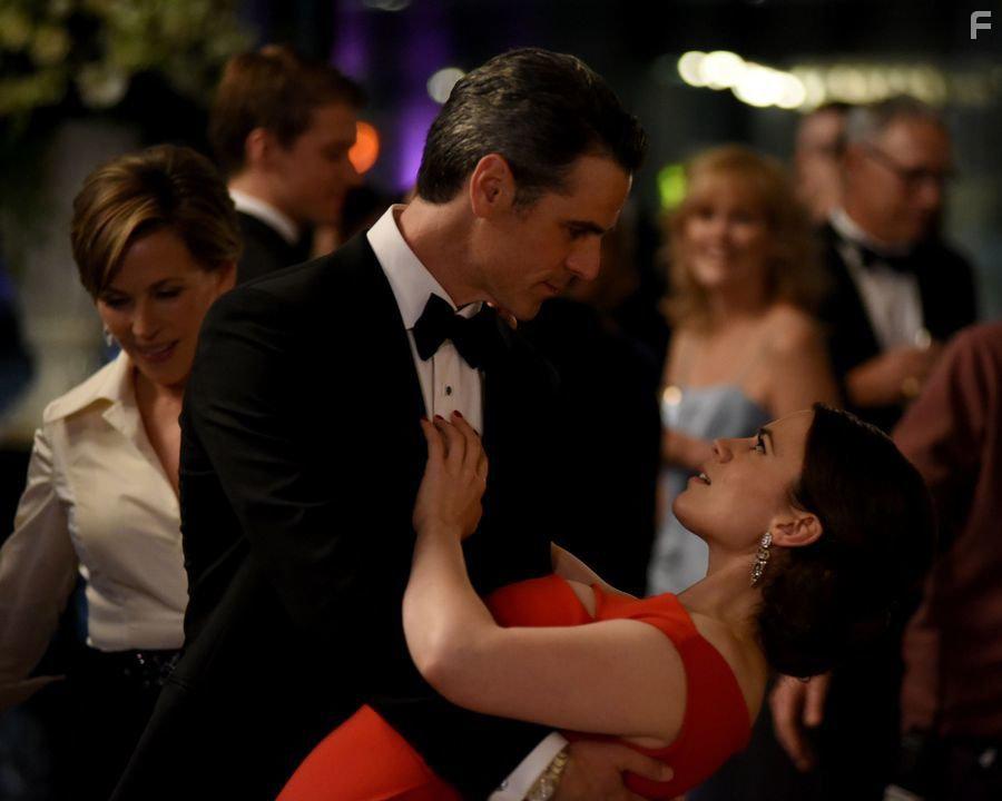 Eddie Cahill and Hayley Atwell in Conviction (2016)