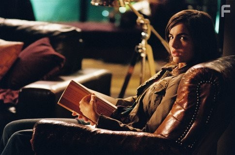 Camilla Belle in Когда звонит незнакомец (2006)