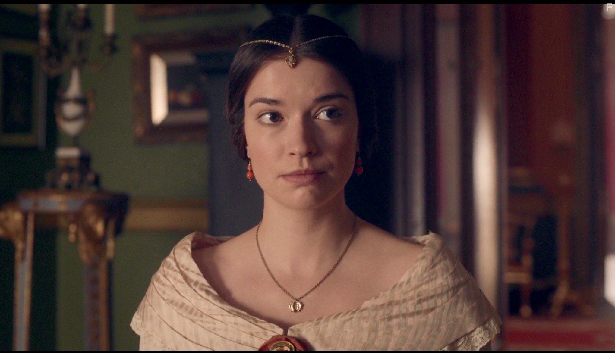 Margaret Clunie in Victoria (2016)