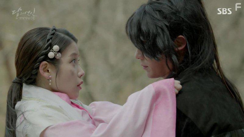 Joon-Gi Lee and Iu in Dalui Yeonin - Bobogyungsim Ryeo (2016)