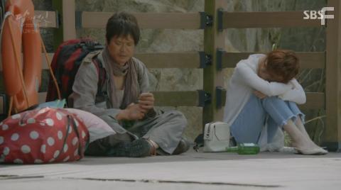 Iu and Seong-gyoon Kim in Dalui Yeonin - Bobogyungsim Ryeo (2016)