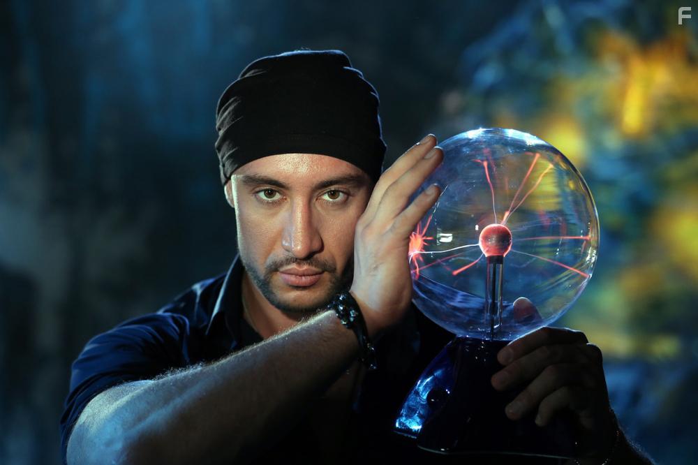 Экстрасенсы против Детективов