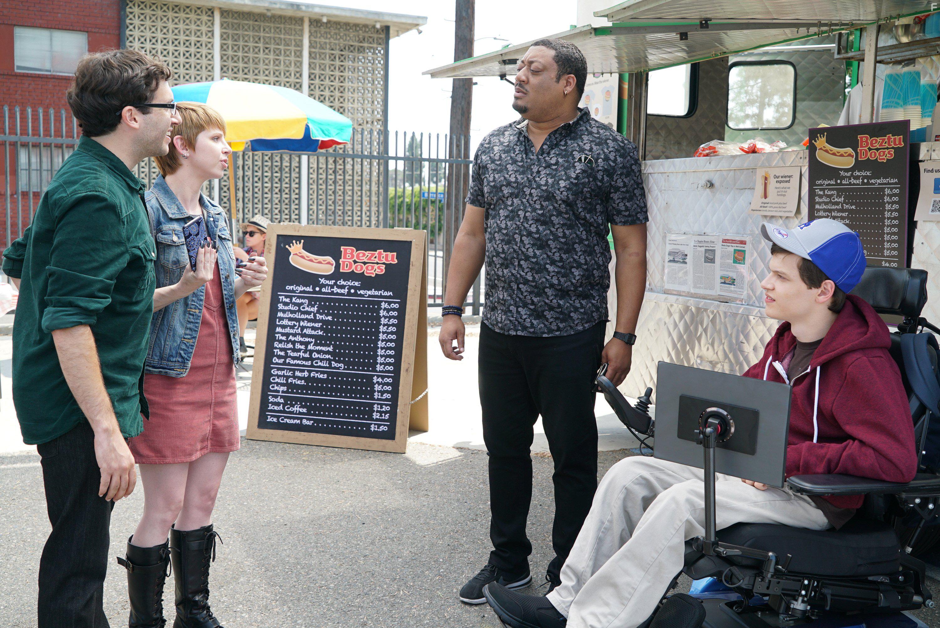 Cedric Yarbrough, Jake Regal, and Micah Fowler in Speechless (2016)