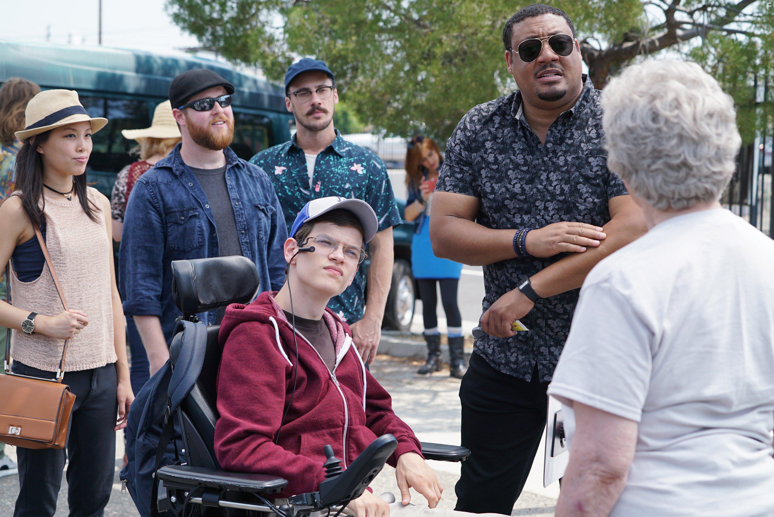 Cedric Yarbrough and Micah Fowler in Speechless (2016)