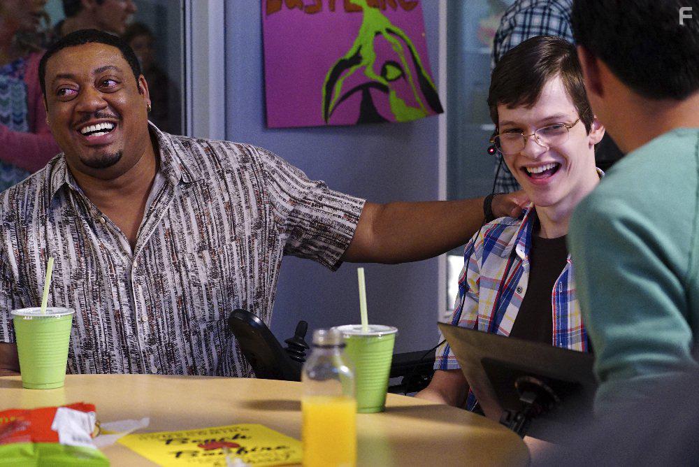 Cedric Yarbrough and Micah Fowler in Speechless (2016)