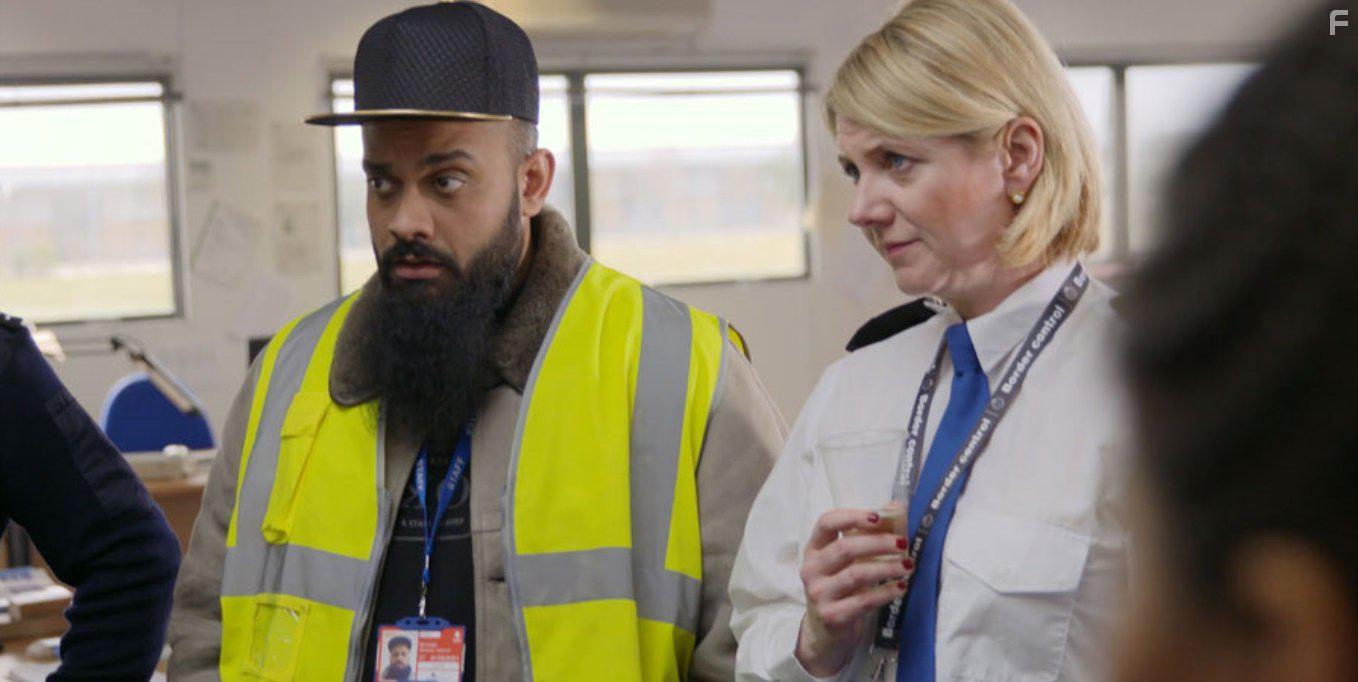 Jackie Clune and Guz Khan in Borderline (2016)
