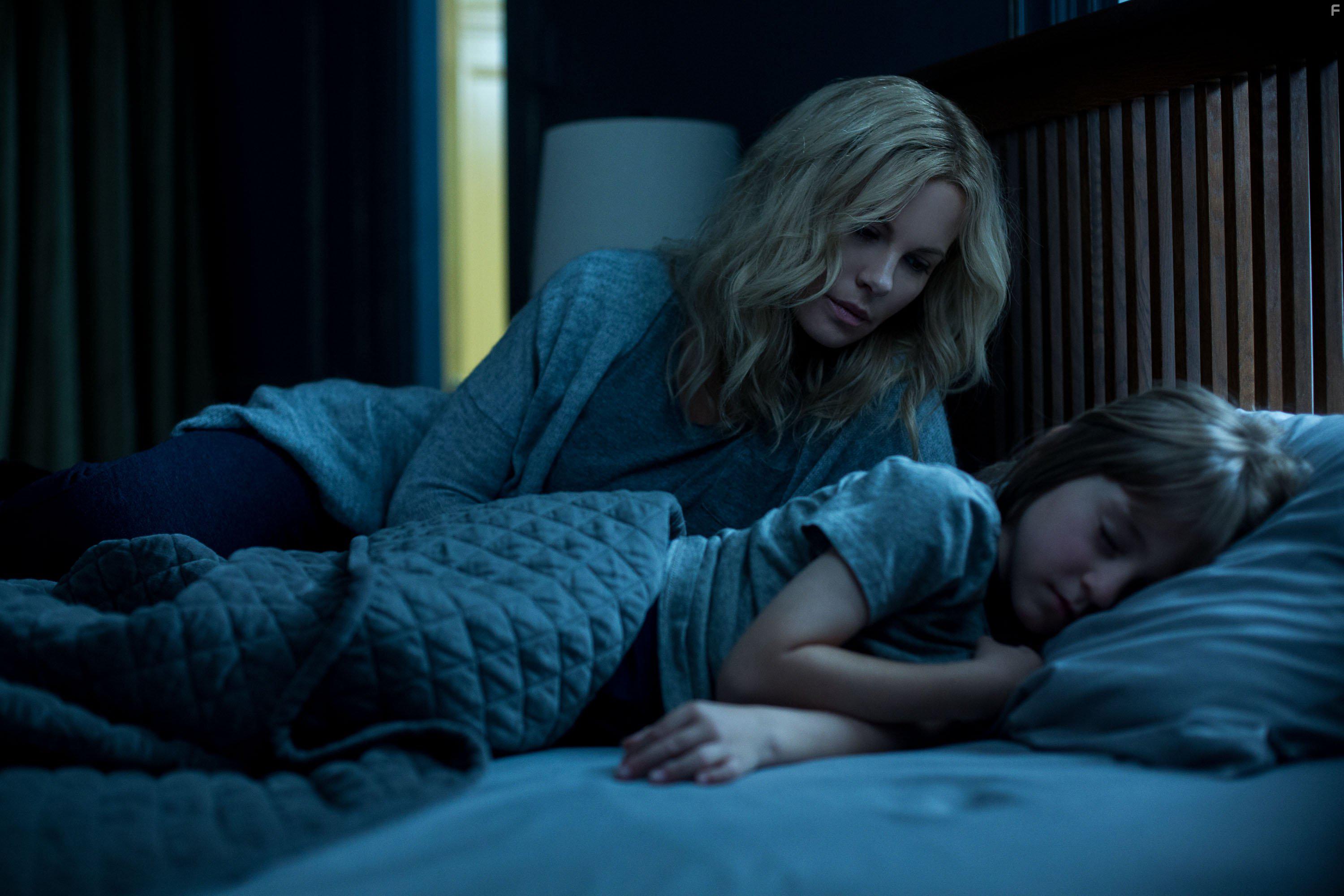 Kate Beckinsale and Duncan Joiner in The Disappointments Room (2016)