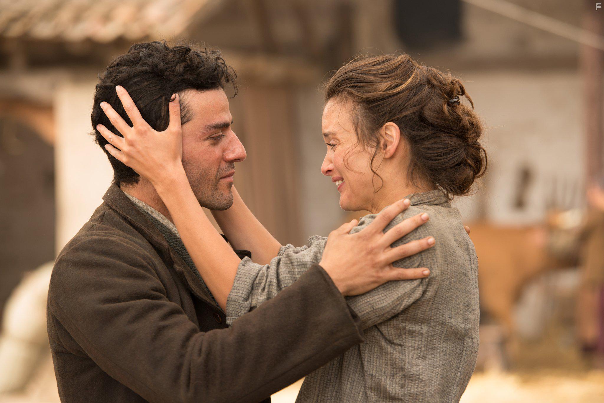 Oscar Isaac and Charlotte Le Bon in The Promise (2016)