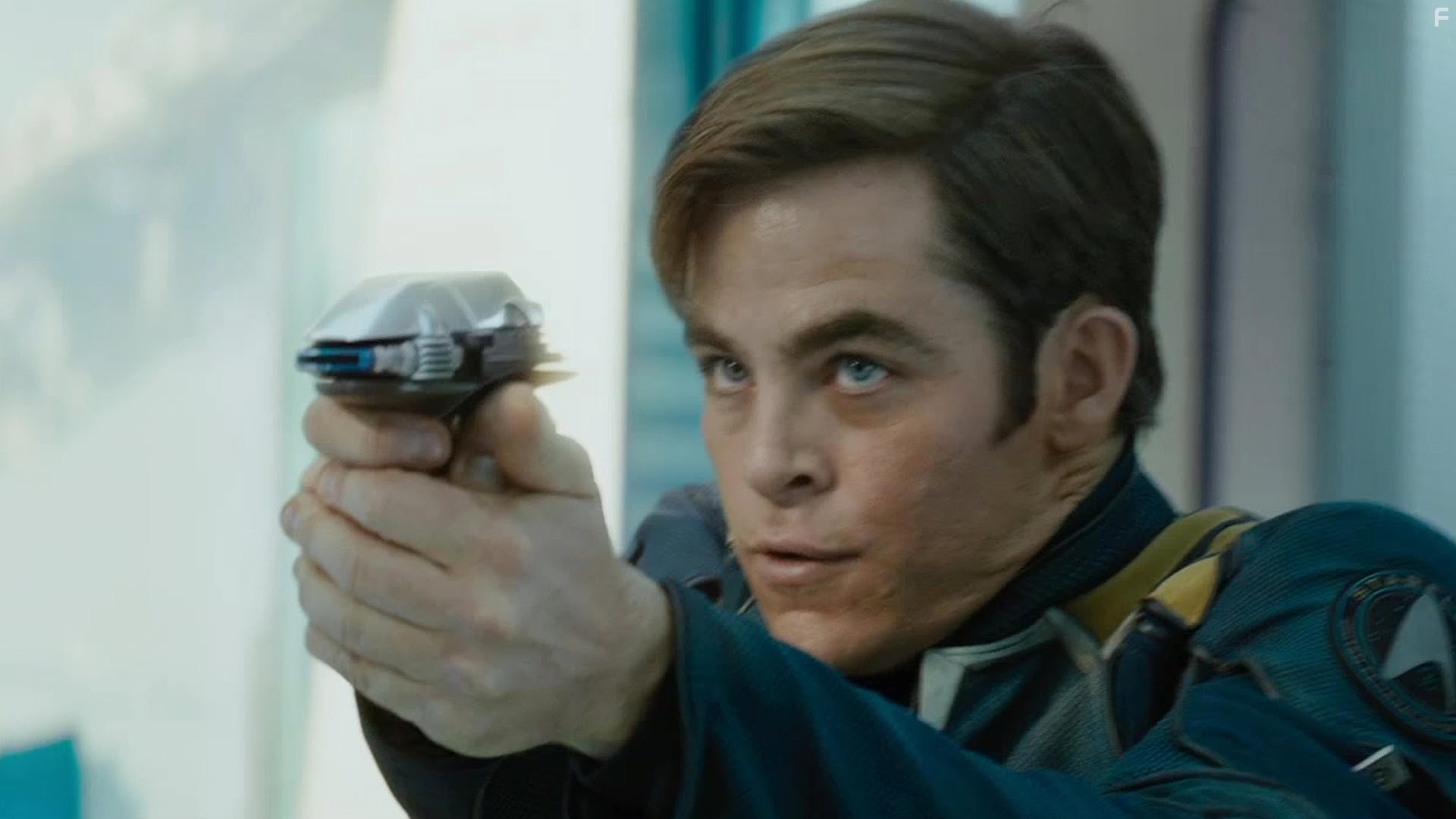 Chris Pine in Стартрек: Бесконечность (2016)