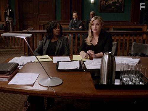 Jessica Capshaw, James Pickens Jr., and Giacomo Gianniotti in Анатомия страсти (2005)